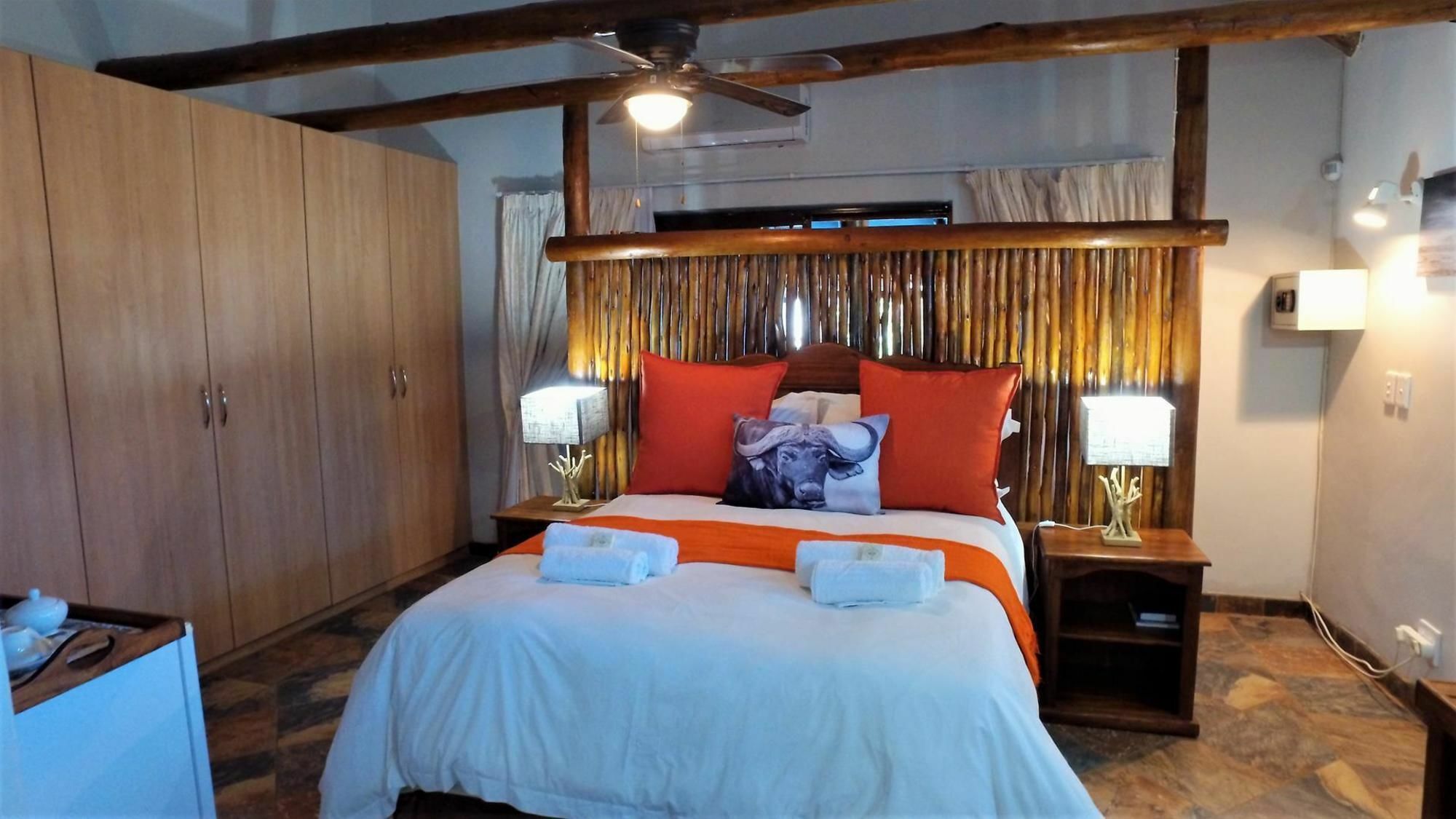 Beyond The Boma Boutique Guesthouse Марлот-Парк Экстерьер фото